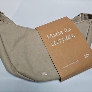 Everyday Crescent Crossbody Bag - Tan